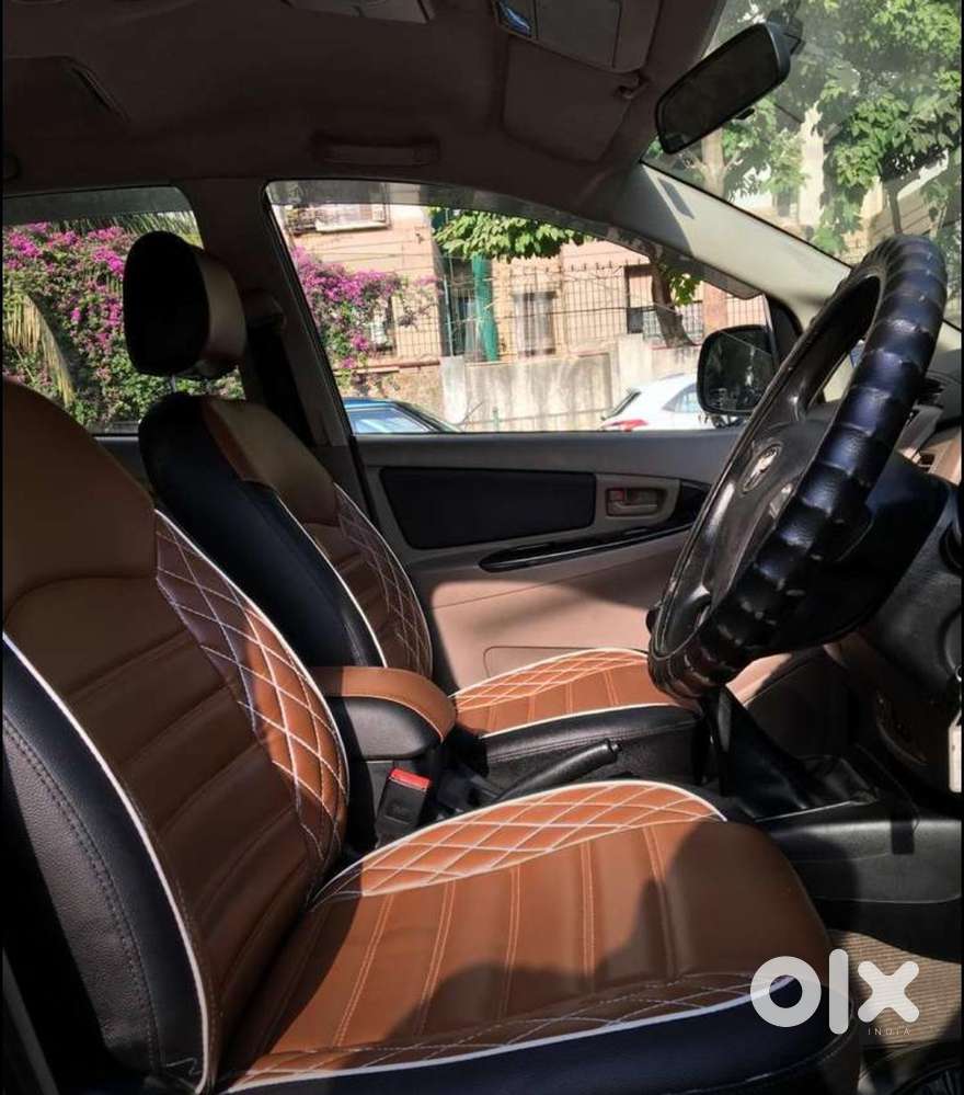 Toyota Innova 2.5 G (diesel) 8 Seater Bs Iv, 2016, Diesel