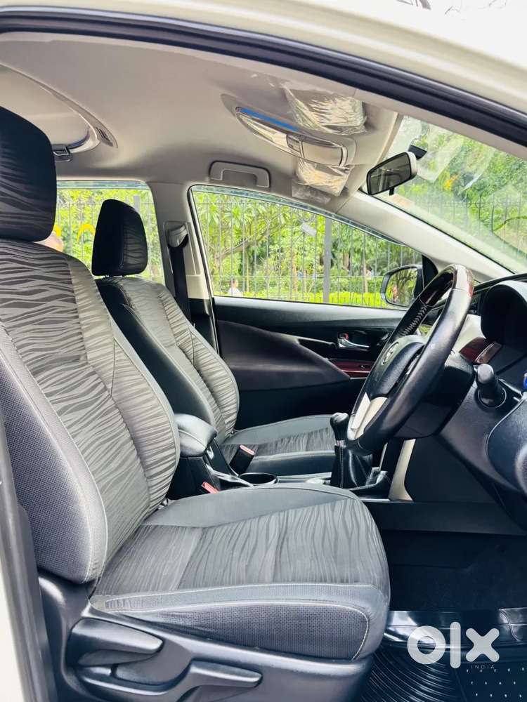 Toyota Innova Crysta [2020-ongoing] 2.4 Vx 7 Str, 2017, Diesel