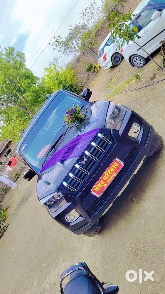 M Mahindra Scorpio S11