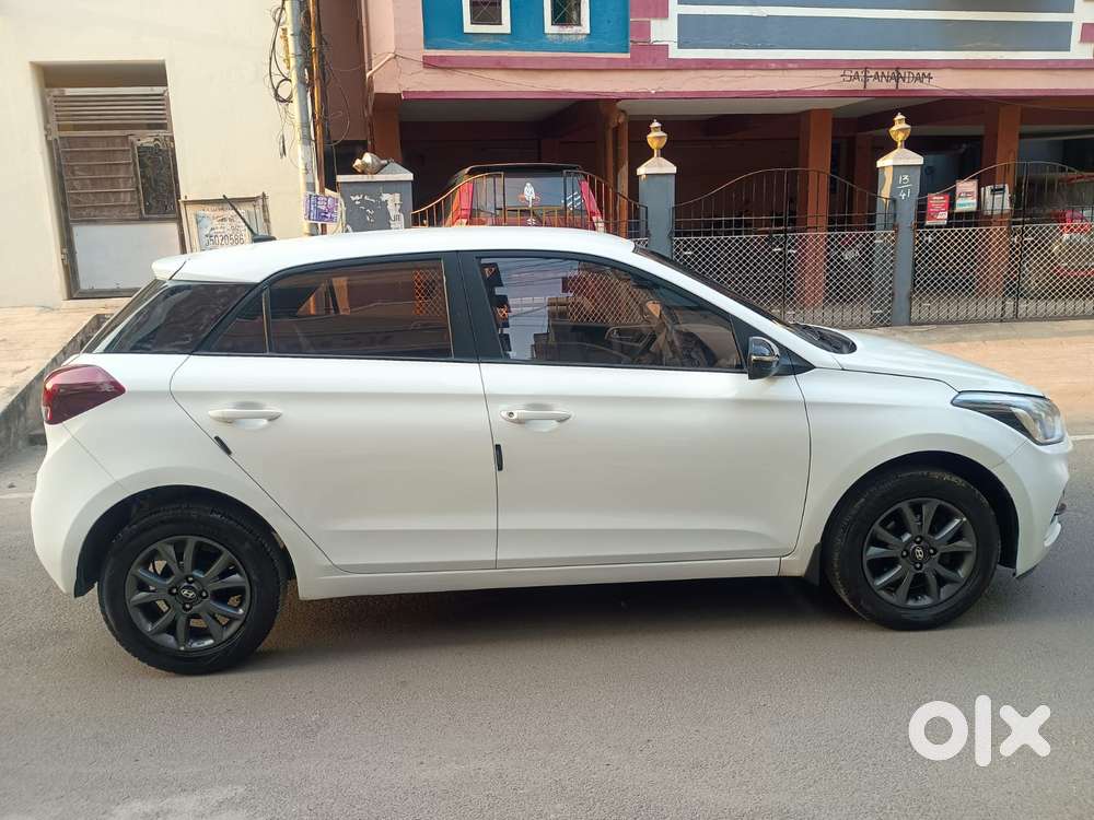 Hyundai I20 Sportz Plus, 2020, Petrol