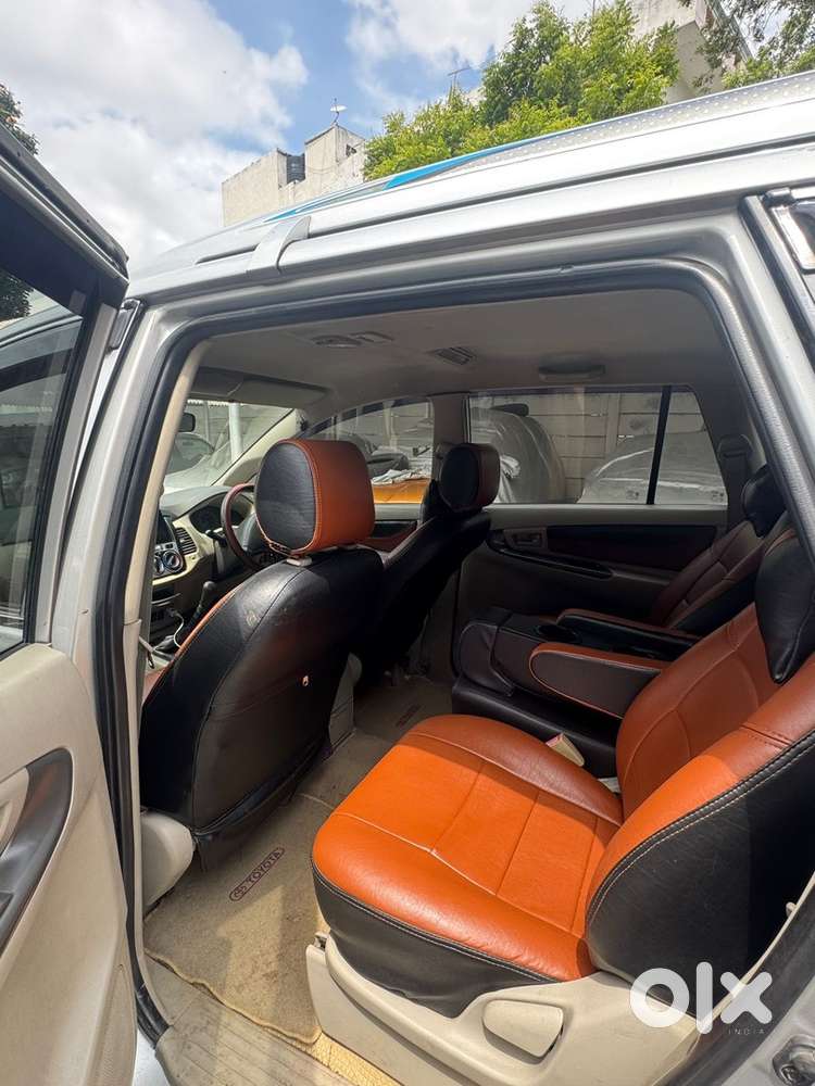 Toyota Innova Diesel 2011