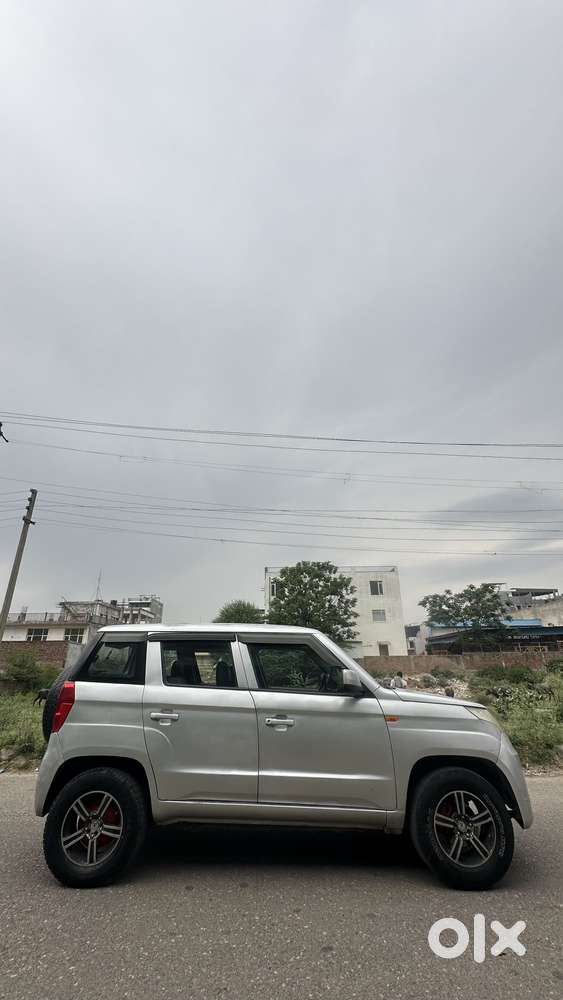 Mahindra Tuv 300, 2016, Diesel