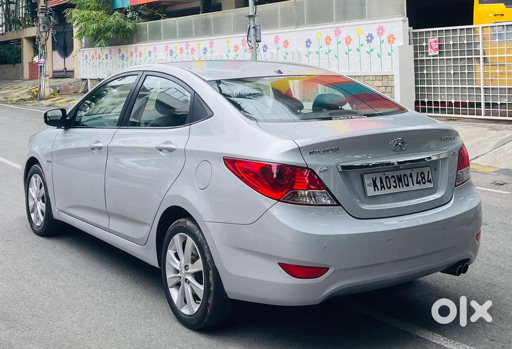 Hyundai Verna Fluidic 1.6 Vtvt Sx, 2012, Petrol