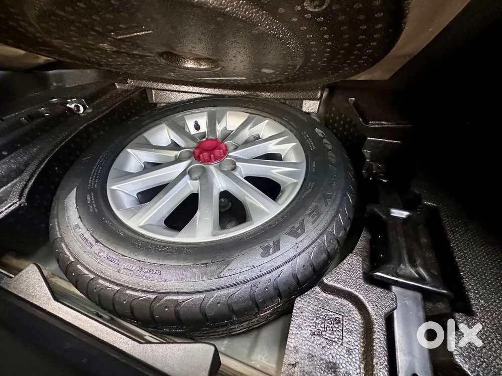 Toyota Camry, 2015, Petrol