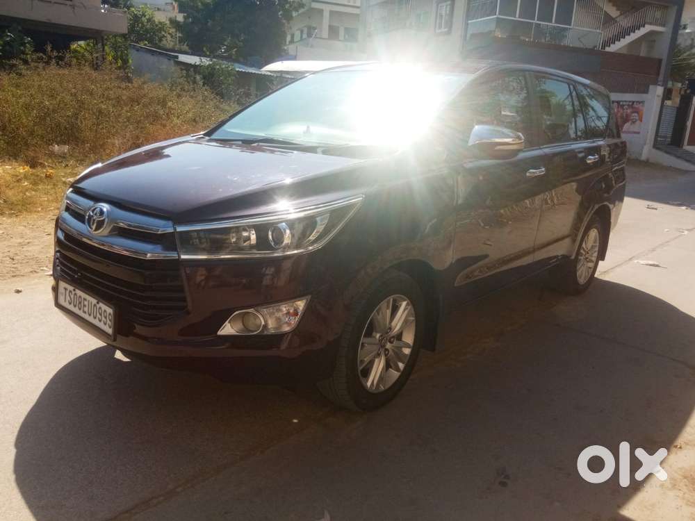 Toyota Innova Crysta 2.8z Automatic, 2016, Diesel