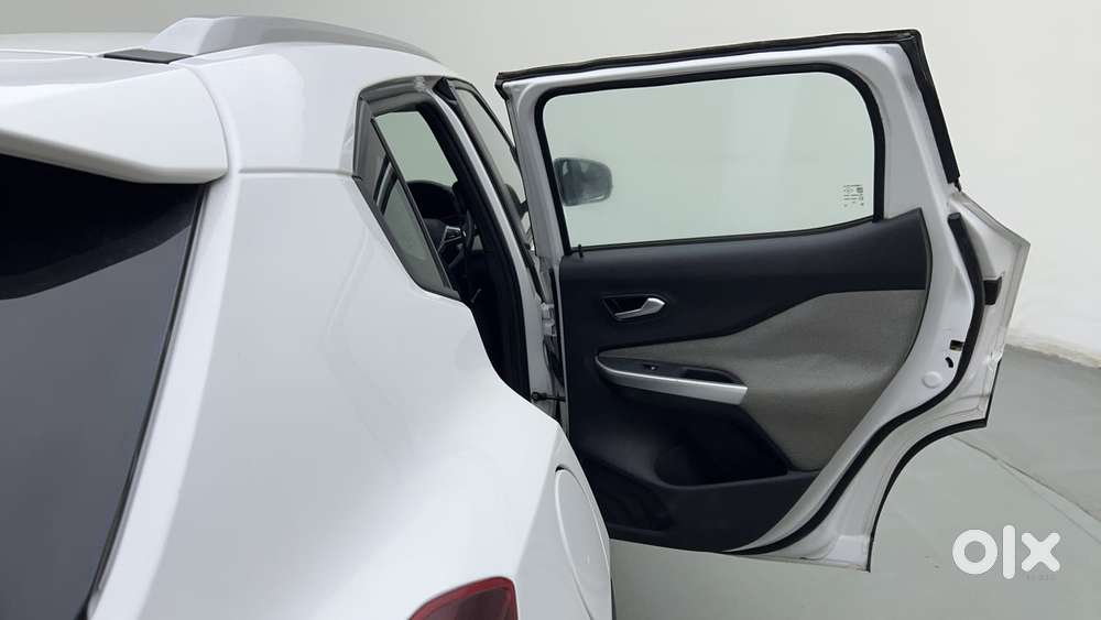 Nissan Magnite 1.0 Xl Turbo Cvt, 2021, Petrol