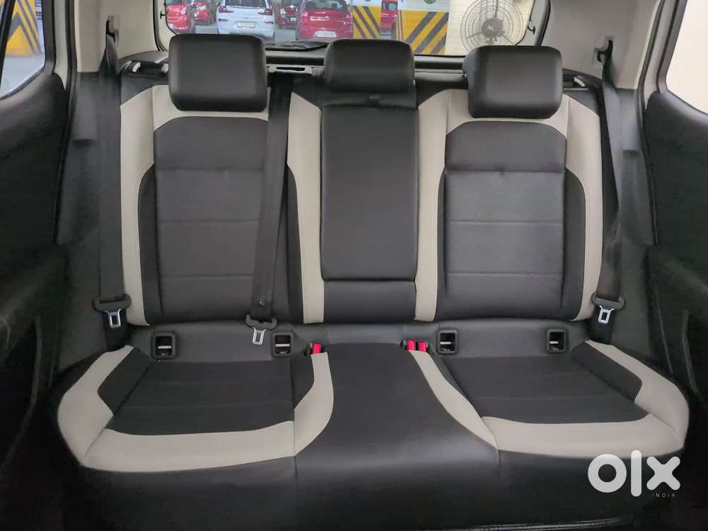 Volkswagen Taigun Topline 1.0 Tsi At (electric Seats), 2022, Petrol