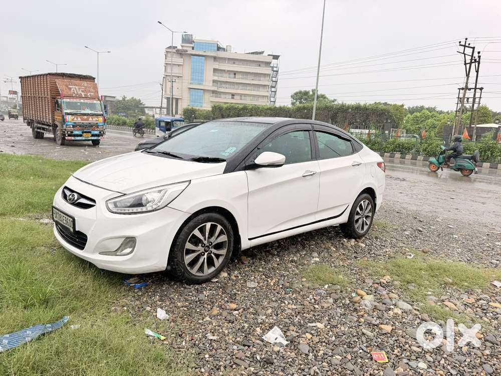 Hyundai Verna 1.6 Sx Crdi At, 2014, Diesel