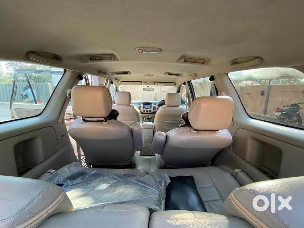 Toyota Innova 2014 Diesel Well Maintained