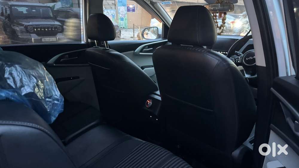Kia Carens 2023 Petrol