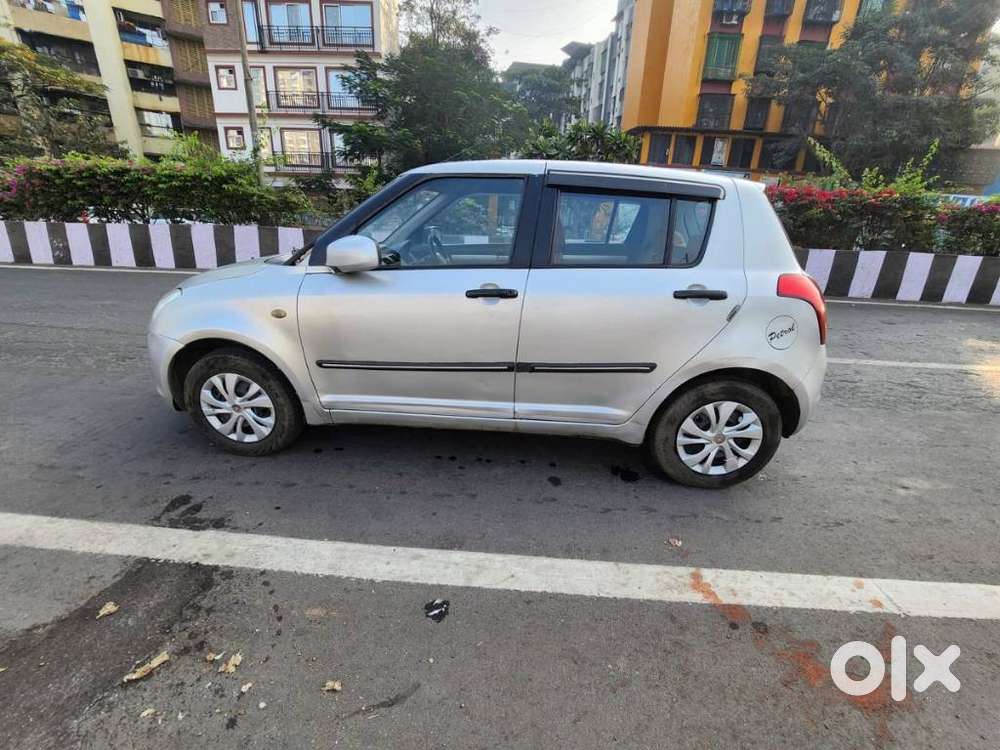 Maruti Suzuki Swift Vxi + Manual, 2010, Cng & Hybrids