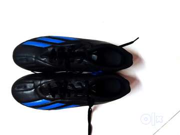 Soccer boots for sale olx on sale