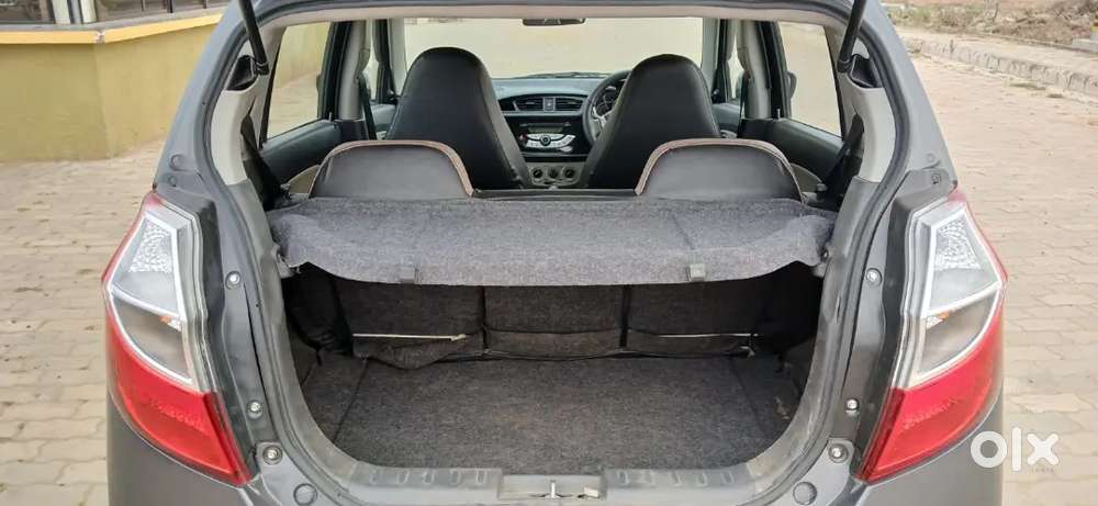 Alto K10 Vxi, 1000cc Powerfull Engine 25kmpl Mileage