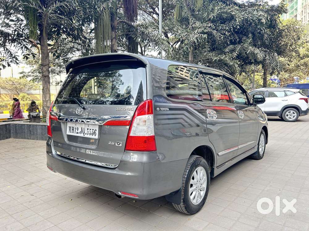 Toyota Innova 2.5 V 8 Str, 2014, Diesel