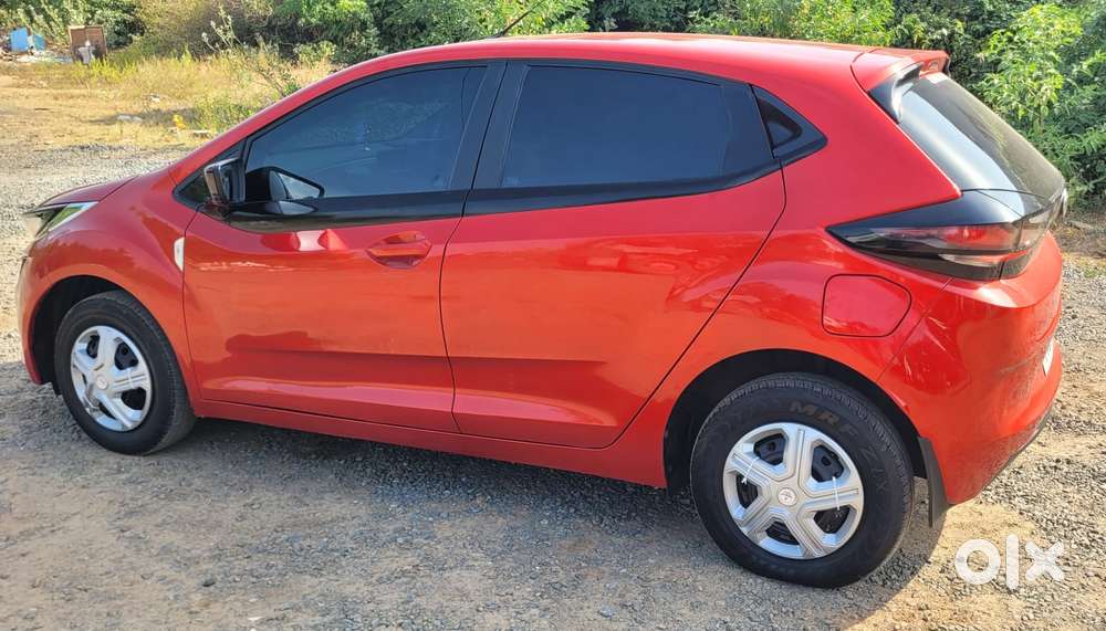 Tata Altroz 1.2 Xe Plus Petrol, 2022, Petrol