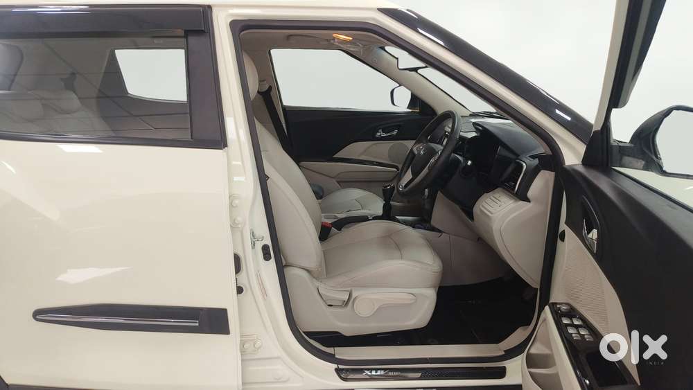 Mahindra Xuv300 W8 Option, 2023, Petrol