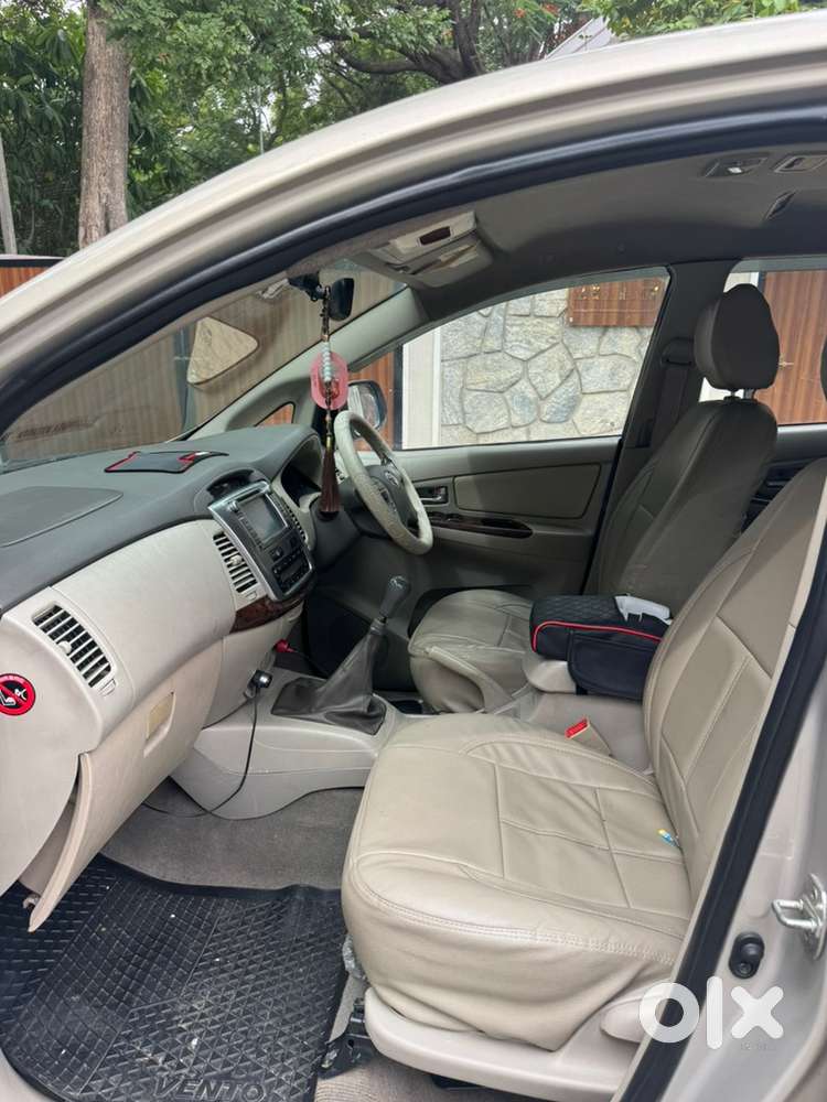 Toyota Innova 2.5 Vx 7s 2014 Model 2nd Owner In Pristine Condition!