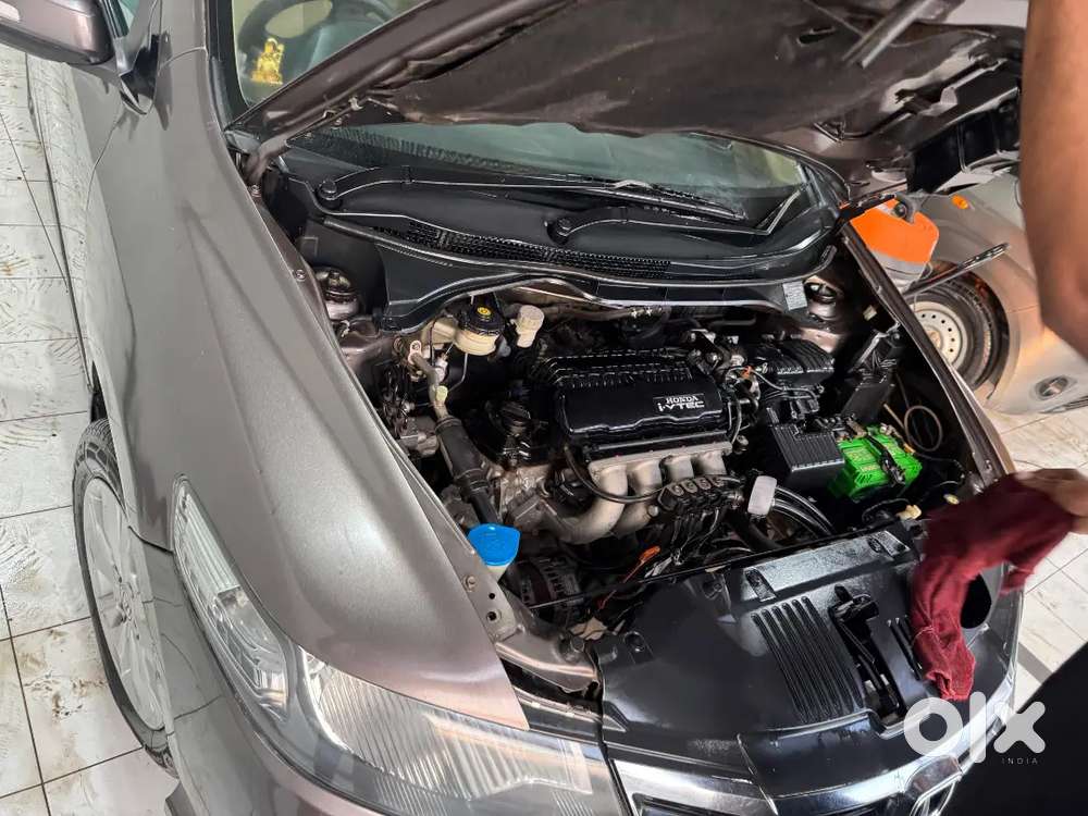 Honda City 2012 V Mt In U Titanium Colour