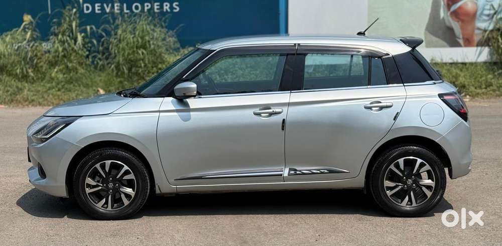 Maruti Suzuki Swift Zxi Plus Dual Tone, 2024, Petrol