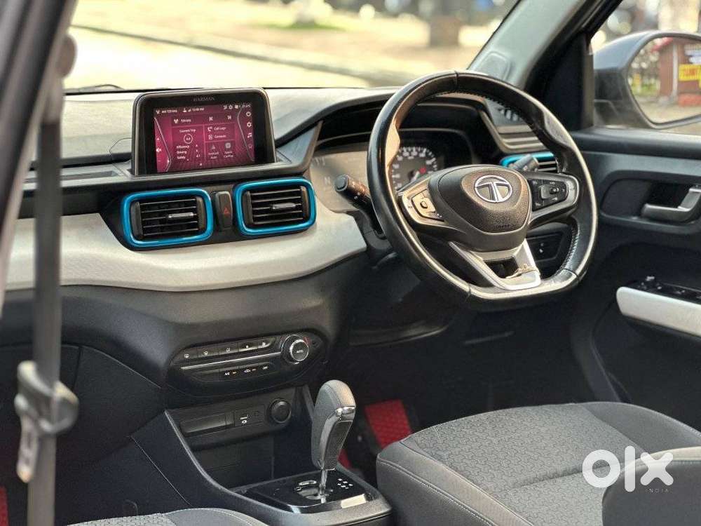 Tata Punch Creative Amt, 2025, Petrol