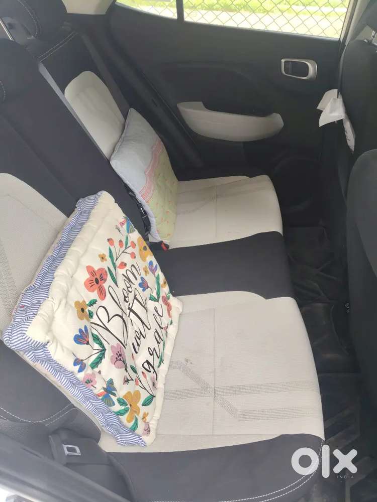 Hyundai Venue 2024 Petrol 11000 Km Driven