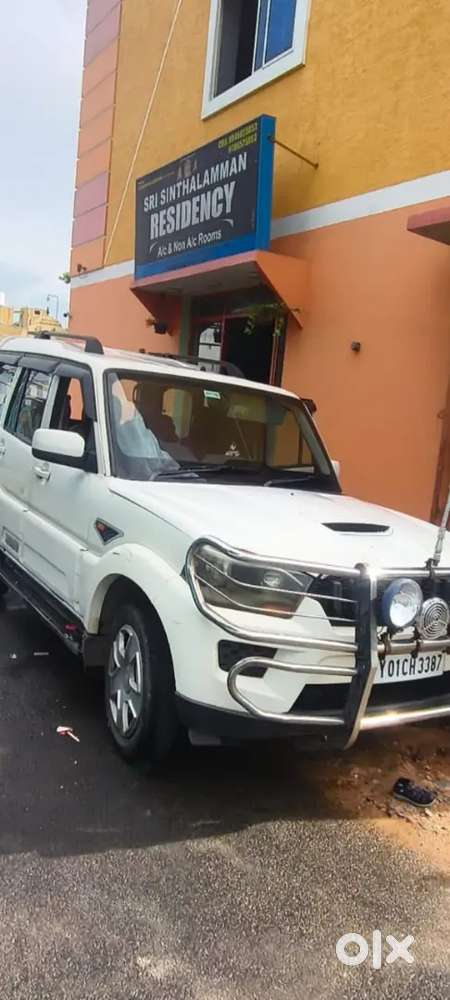 Mahindra Scorpio S6 Plus 2015