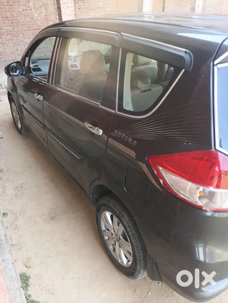 Maruti Suzuki Ertiga 2016