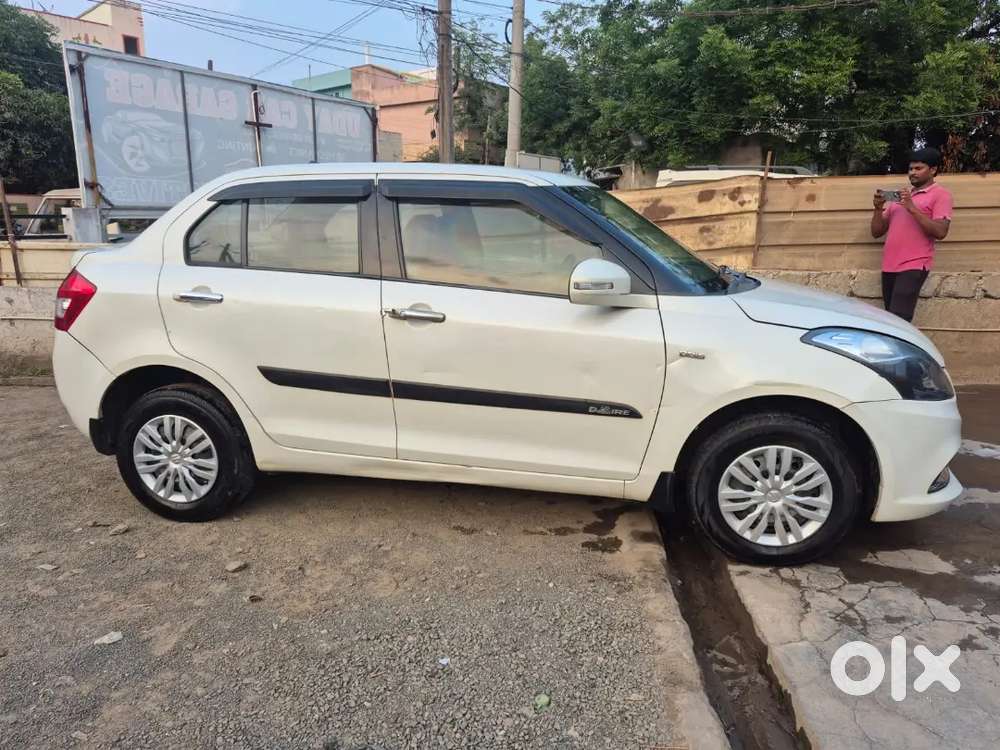 Maruti Suzuki Dzire 2013