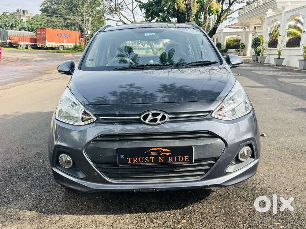 Hyundai Grand I10 Sportz, 2014, Petrol