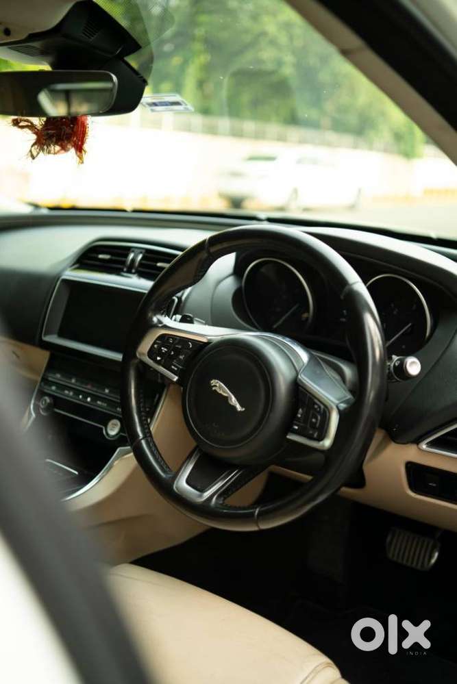 Jaguar Xe Portfolio, 2019, Diesel