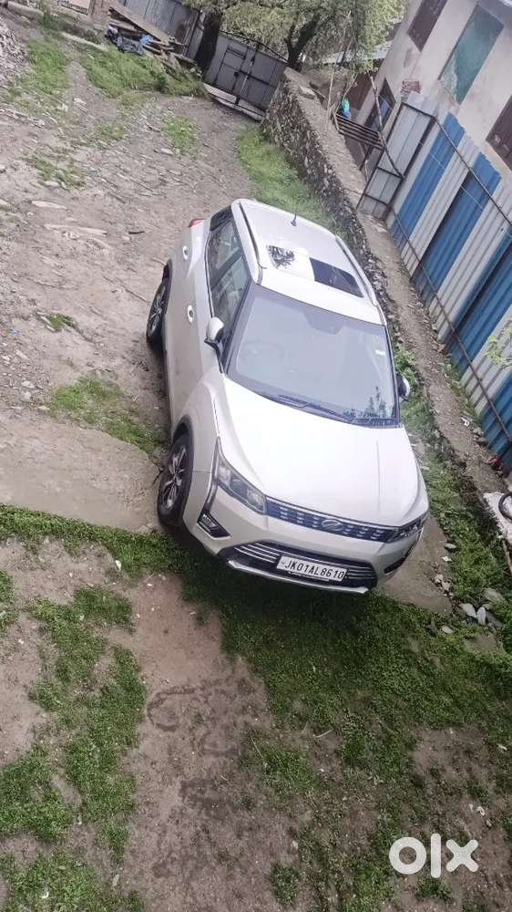 Mahindra Xuv300 Turbosport 2020 Diesel 64000 Km Driven.