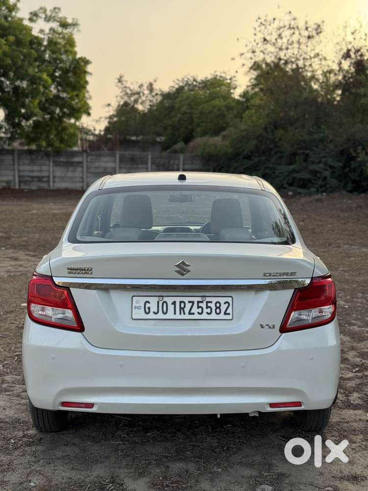 Maruti Suzuki Swift Dzire 1.2 Vxi Bsiv, 2017, Petrol