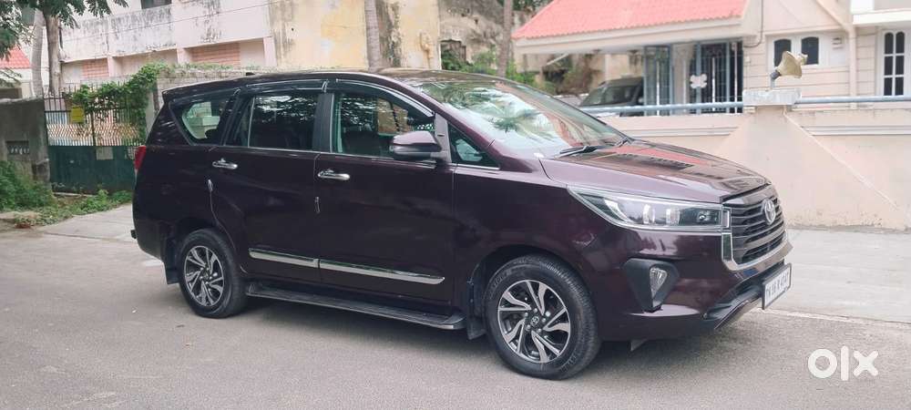 Toyota Innova Crysta 2.4 V 7 Str, 2022, Diesel