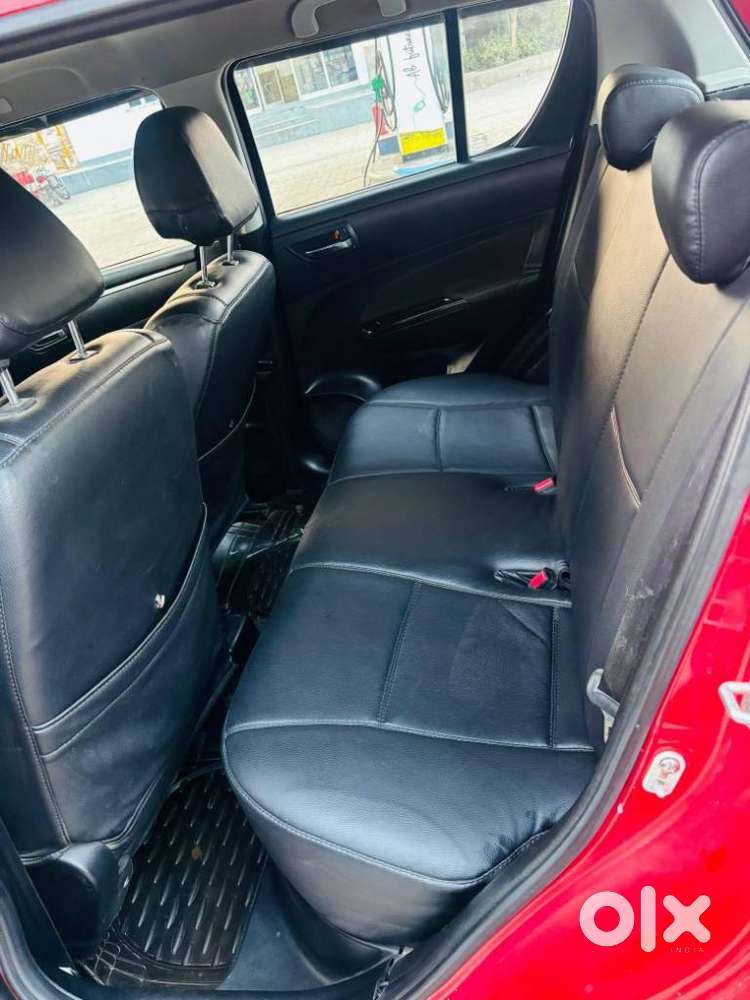Maruti Suzuki Swift Vxi + Manual, 2012, Petrol