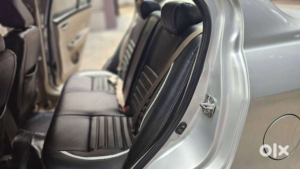 Maruti Suzuki Swift Dzire Vdi Optional, 2013, Diesel