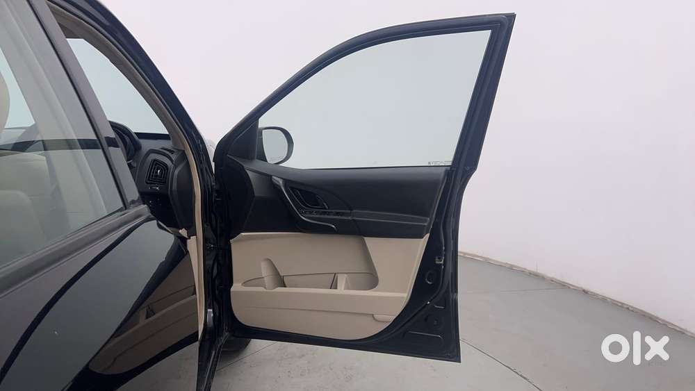 Mahindra Xuv500 W4, 2016, Diesel