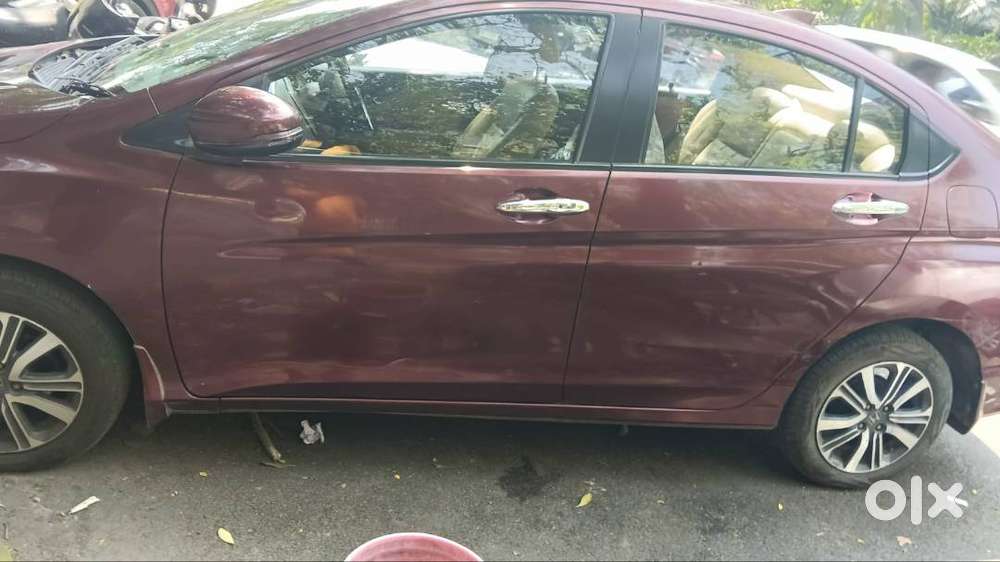 Less Driver Automatic Honda City