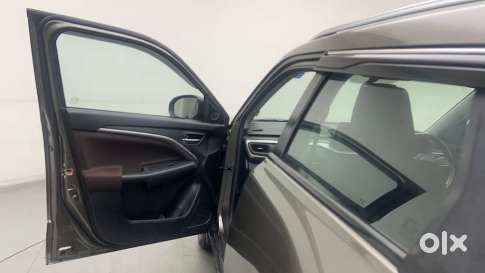 Maruti Suzuki Brezza Zxi Plus At, 2023, Petrol
