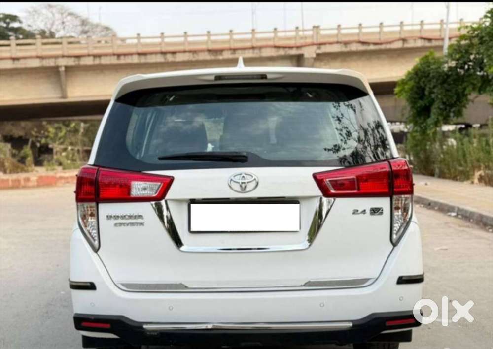 Toyota Innova Crysta 2.4 V, 2022, Diesel