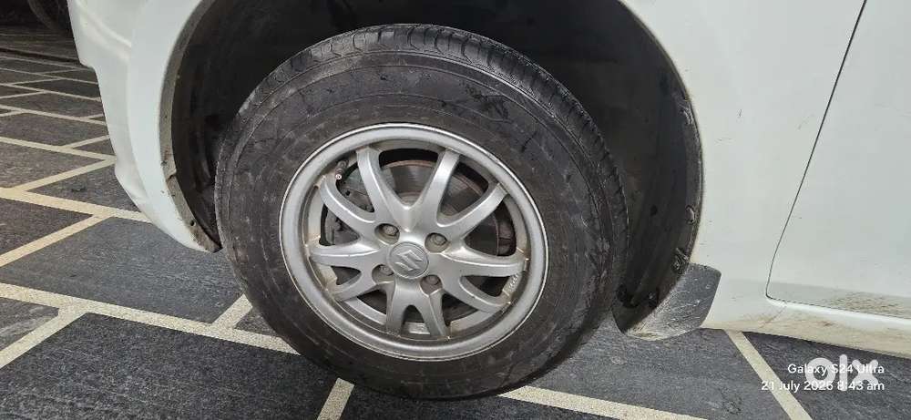 Swift Vxi 2013 Cng New Yokohama Tyres & Suzuki Alloy Wheels