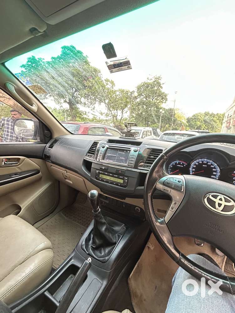 Toyota Fortuner 2011-2016 4x2 Manual, 2015, Diesel