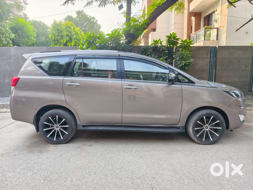 Toyota Innova Crysta 2.8z Automatic, 2019, Diesel