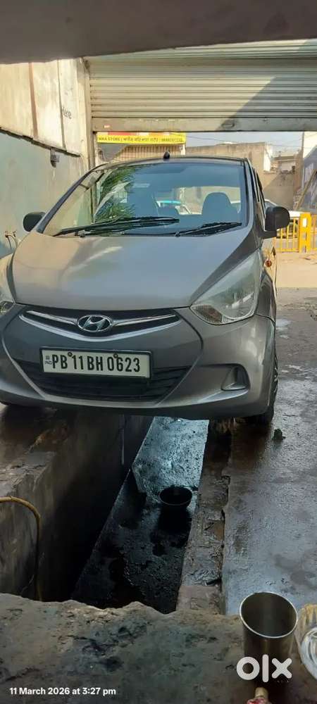 Hyundai Eon 2013 Variant Era