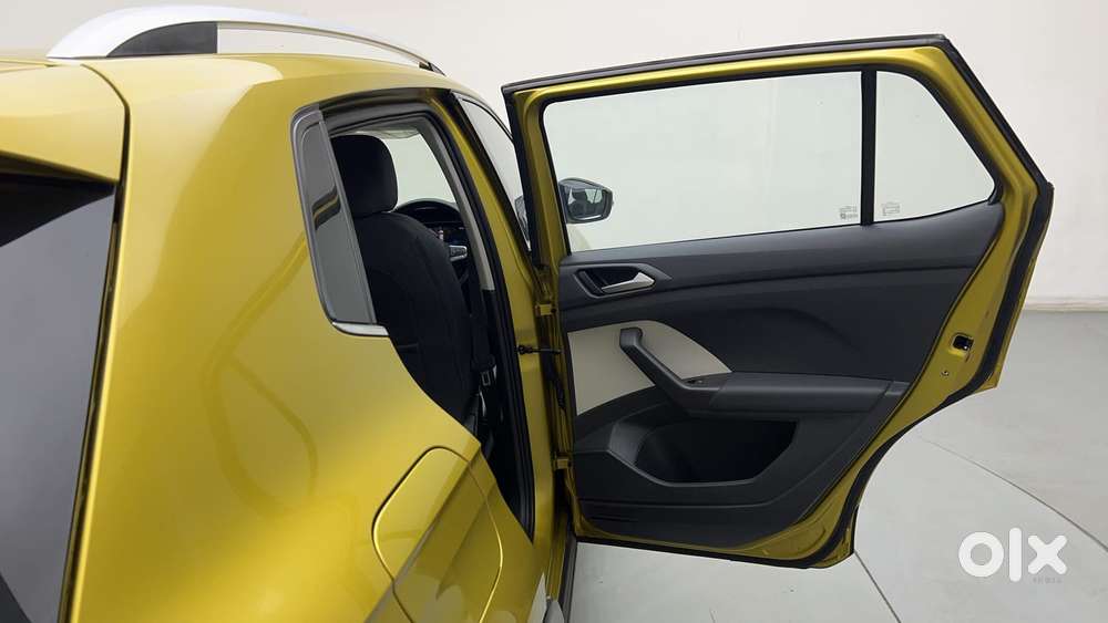 Volkswagen Taigun Topline 1.0 Tsi At (electric Seats), 2022, Petrol