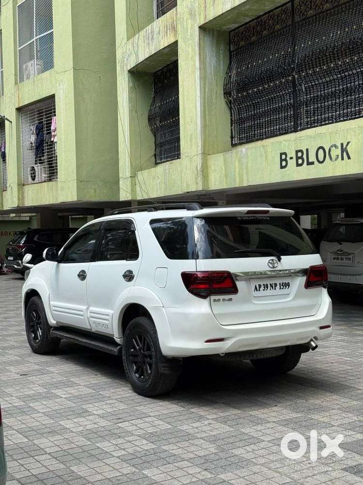 Toyota Fortuner 3.0 4x2 Automatic, 2013, Diesel