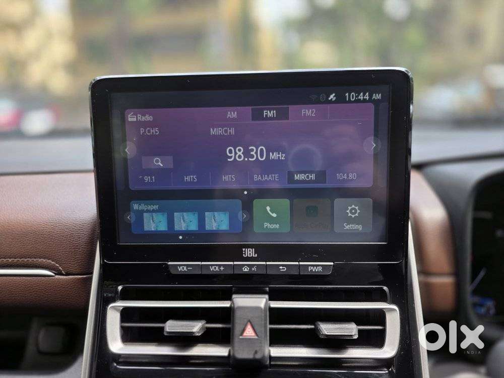 Toyota Innova Hycross 2.0 Zx (o) Hybrid 7 Str, 2023, Petrol