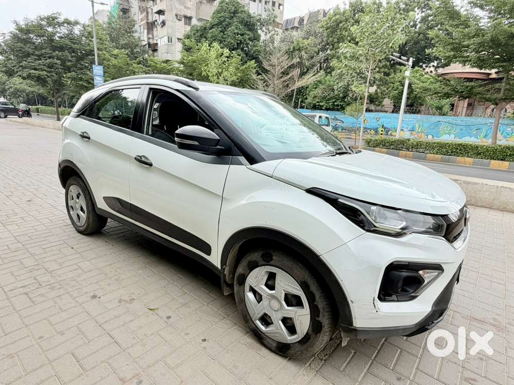 Tata Nexon Petrol Manual 2021 Year