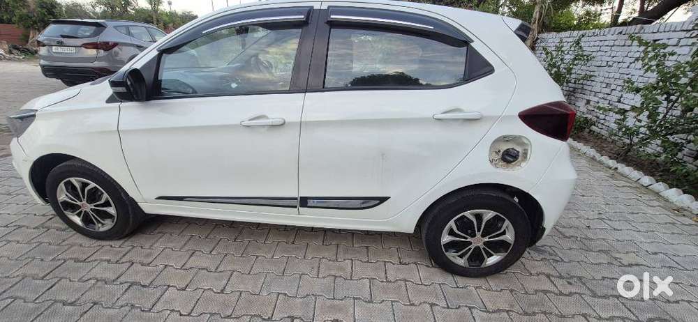 Tata Tiago 1.2 Revotron Xt Rhythm, 2023