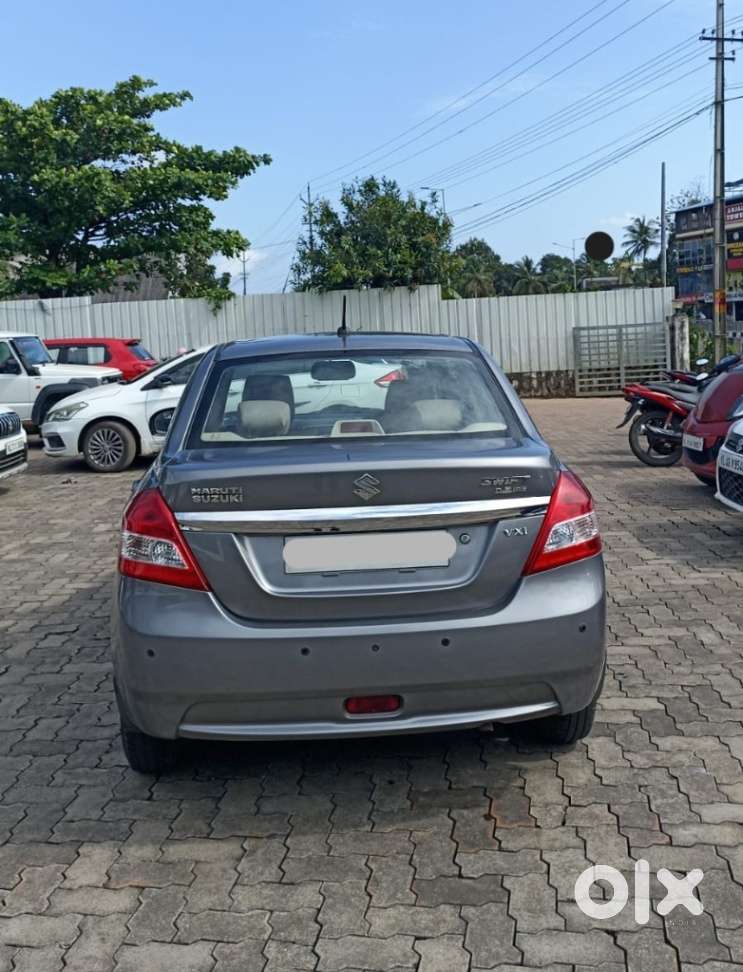 Maruti Suzuki Swift Dzire 1.2 Vxi Bsiv, 2014, Petrol