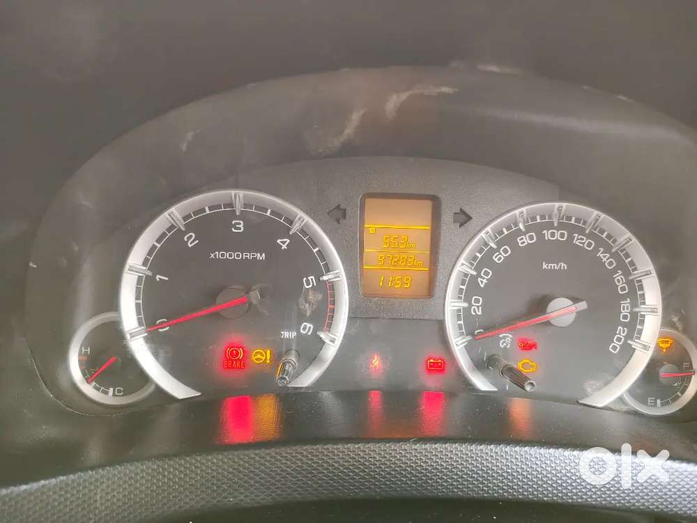 Maruti Suzuki Swift 2014 Diesel 97000 Km Driven